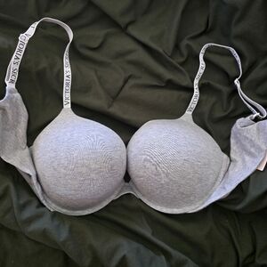 VS add 2 cups gray bra 38c